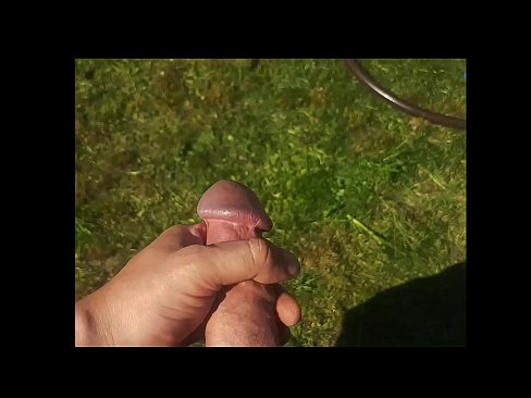 ❤️ Horúca kočka si nechá jebnúť ružovú kundičku a vystrieka sa so squirtom v letnej záhrade ❤❌ Šukanie video na porno sk.hqpornvideos.ru ❌❤